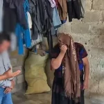 Iglesias entre edificios destruidos por incendio forestal en el sur de Chile