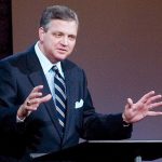 El ex hombre más tatuado de Brasil gana una beca para el seminario: “Llamada misionera”